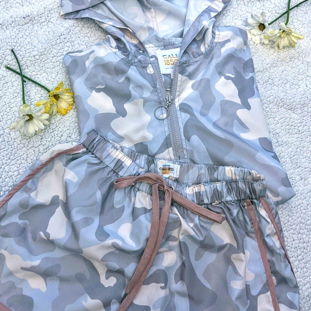 Camo Hooded Top w/ matching Shorts